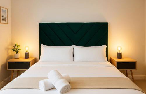 Modern Central Apartment + King Size Bed + Garden - Foto 3