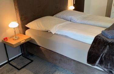 BESOTEL Erkrath - 20 Wohnungen 2 Standorte 35 Schlafzimmer 29 Badezimmer 52 Betten für 73 Gäste - Foto 63