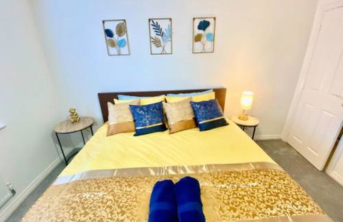 4 Bed House with Driveway Parking for 2 Cars - Rugby - Sleeps 10! Perfect for groups! - Foto 11