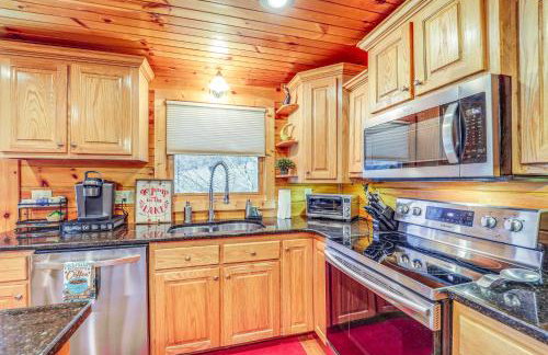 Waterfront Watauga Lake Home w/ Private Dock! - Photo 7
