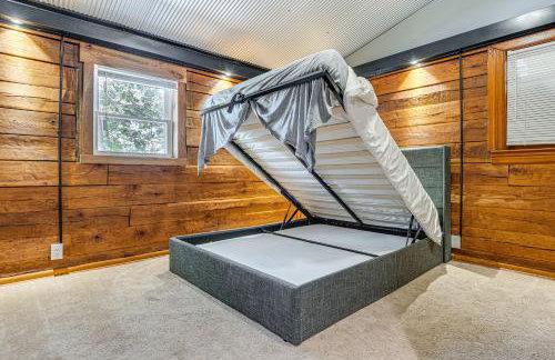 Lake Escape with Hot Tub and Docks in Hope! - Foto 18