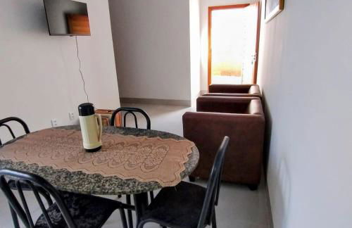 Residencial Renne Augusto, Apto 01, dois quartos, um banheiro, Wifi e estacionamento - Foto 6