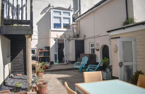 Pitfield Apartments - Photo 14