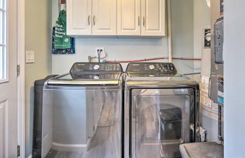 Bayville Getaway with Fire Pit - 2 Mi to Beach! - Foto 9