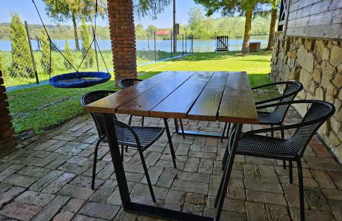 Domek letniskowy nad stawem Temeszów Bieszczady - Foto 30