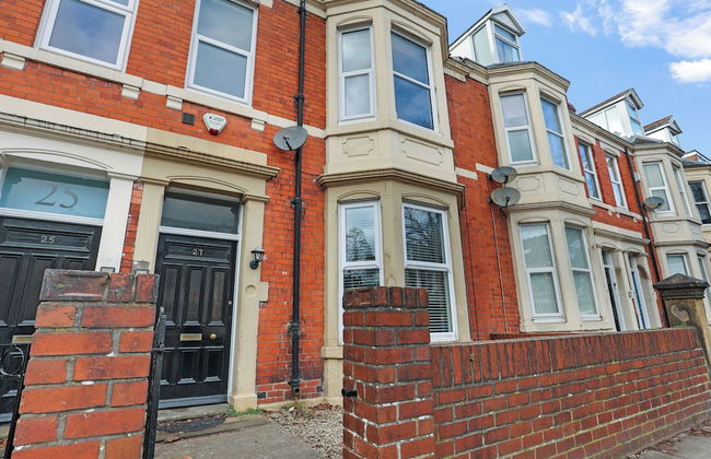 St Georges Apartment- North East Escapes - Photo 42