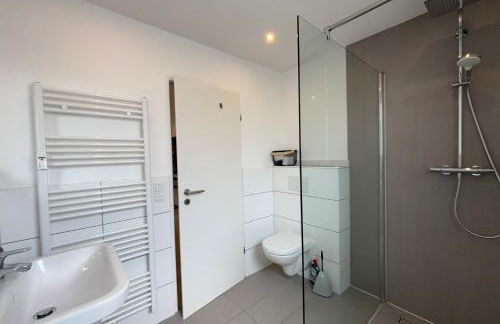 3 bedroom apartment in Leverkusen incl parking-near Messe Deutz-Lanxessarena-Bayarena - Foto 13