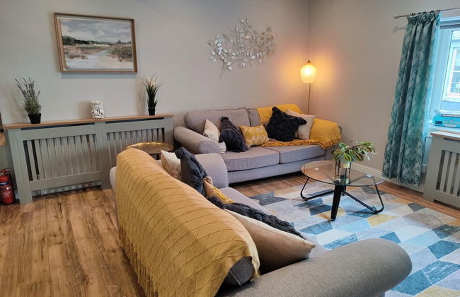 NEW Fabulous 2BD Maisonette Dunfermline, Fife - Foto 1