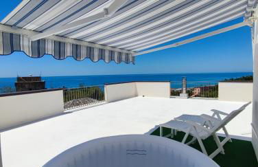 Una Terrazza sul Mare The Lighthouse - Foto 1