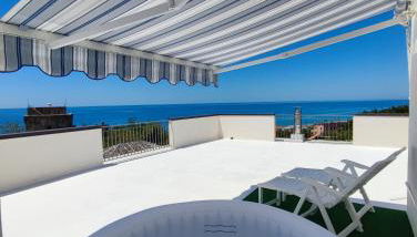 Una Terrazza sul Mare The Lighthouse - Photo 1