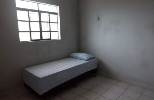 Apt 2 qts barato e estac gratis - Térreo - Foto 3