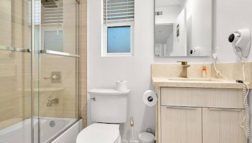 Wonderful 3 Bedroom Home Perfect for Getaway - Foto 4, Shower