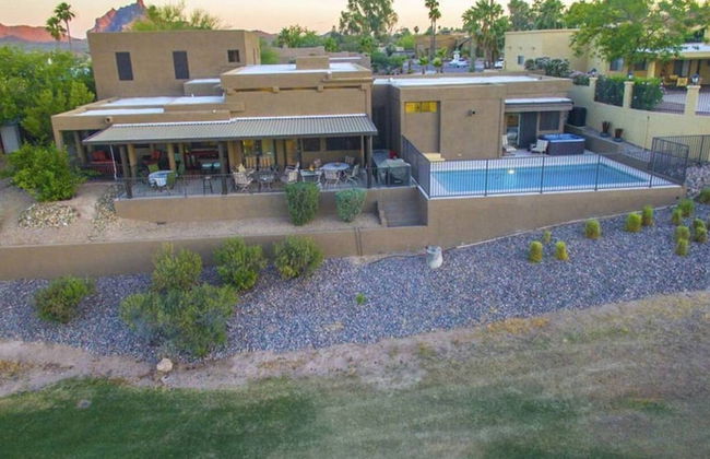 Luxe 4 Bdrm W/pool and Spa on Golf Course Lot! - Foto 43