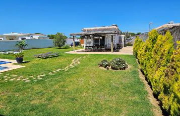 Las Casitas de la Barrosa con jardín y piscina - Foto 45