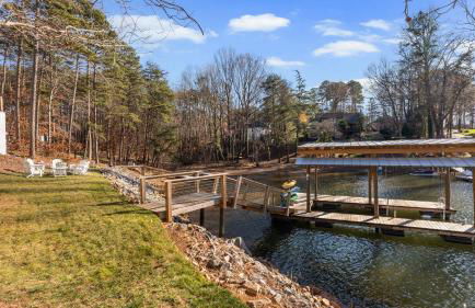 Livin' Large Lake Norman Estate w/ Pool, Dock, Game Room & Scenic Views - Foto 144