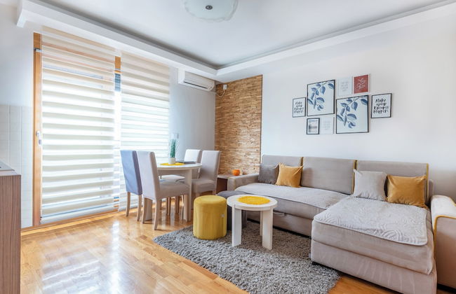 Konaciste Egoiste - Centar - Photo 19