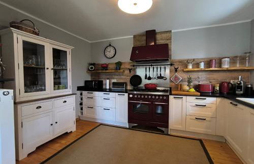 Natur und Wellness ''auf der Hardt'' -Jacuzzi- Sauna- Kinderausstattung- Alleinlage im Wald - Foto 12