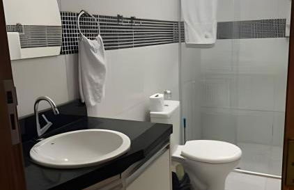 Até 10 pessoas, próx. ao shopping, ar condicionado, garagem apt A - Foto 24