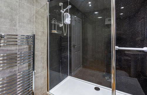 Beach Front Flat, Brodick - Photo 25