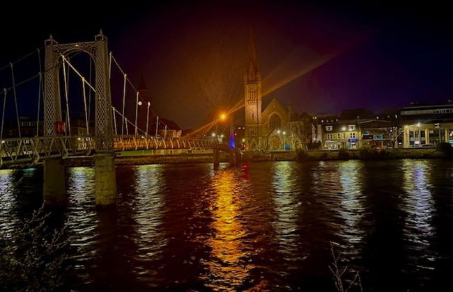 Stunning Spacious Apartment on River Ness - Photo 19