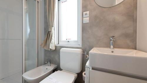 Cozy 2 bedroom Cabin sleeps 5 in Lido di Spina, Italy - Perfect Family Retreat - Foto 5