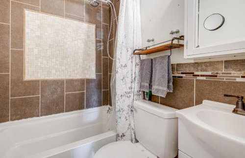 2 Blocks to Main St Walkable Beech Grove Home! - Foto 14