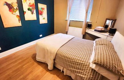 Large Bungalow - Sleeps 8 - 3 Large Beds - 2 Bathrooms - Off Street Parking - Pets Welcome - Very Large Enclosed Gardens - Fast Wifi - Foto 13