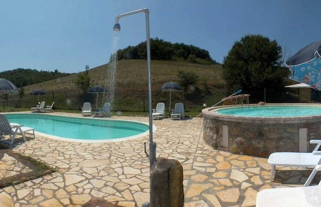 Apartment With one Bedroom, Kitchen, Bathroom Garden and Shared Pool - Foto 8