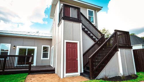 Beautiful Guest House on New Built Home Near Downtown - Foto 4