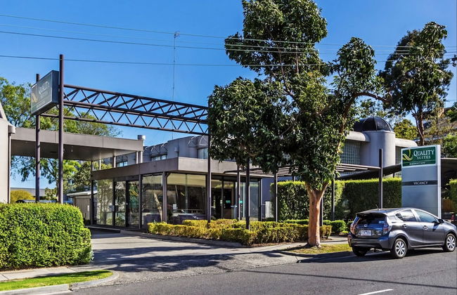 Beaumont Kew - Photo 1