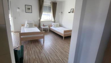 80qm mit Balkon 3 getrennte Räume - Foto 2