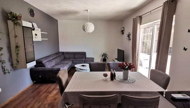 Quiet Family-friendly Trogir Apartment - Foto 3, Sala de estar