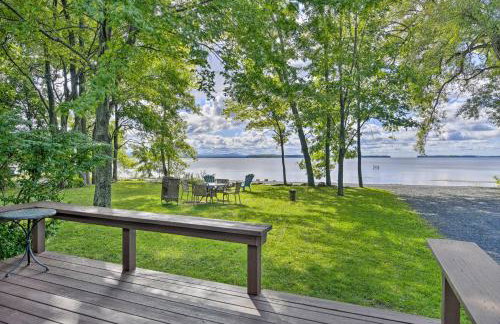Cozy Lake Champlain Cottage with Private Beach! - Foto 25