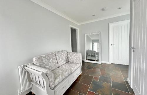 Incredible Views in Dartmouth with Parking and EV Charger - Foto 26