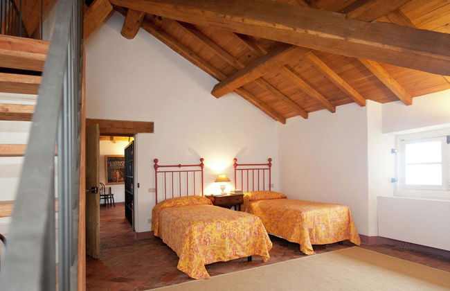 A Castle Stay in Wine Country - Foto 4