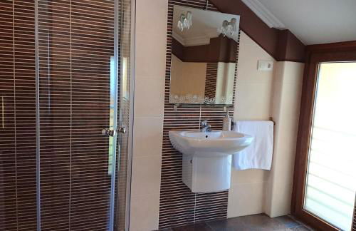 Casa Baixo O Castelo - Foto 34