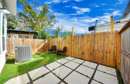 Stylish & Spacious 3BR Gem With Hot tub Near Downtown - Foto 14