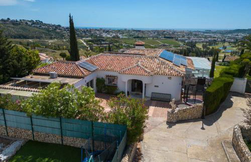 Villa Vista Verde Mijas Golf - Luxury with Optional heated pool & jacuzzi - Photo 40