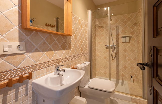 Puerta San Esteban - Photo 43