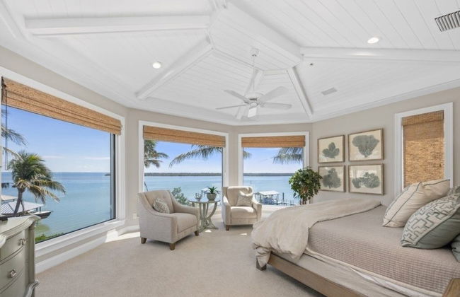 Captiva Grace 5 Bedroom Home by RedAwning - Photo 9