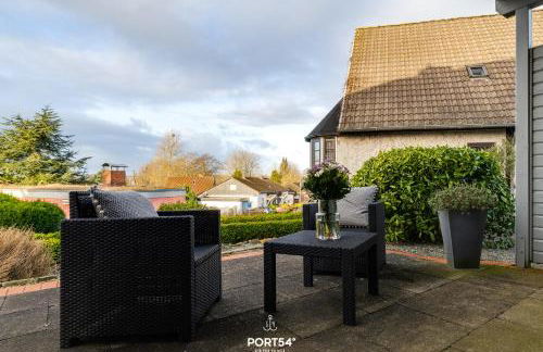 Apartment 22 - Photo 6