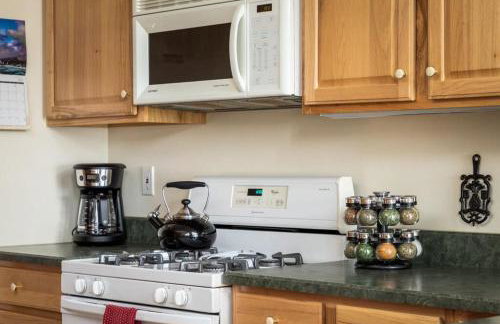 Relax & Explore Waterfront Crawford Lake Cottage 4878 - Foto 34