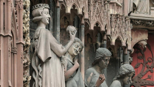 Free tour de los misterios y leyendas de Estrasburgo - Foto 4, La leyenda de Satanás en la Catedral de Notre-Dame de Estrasburg