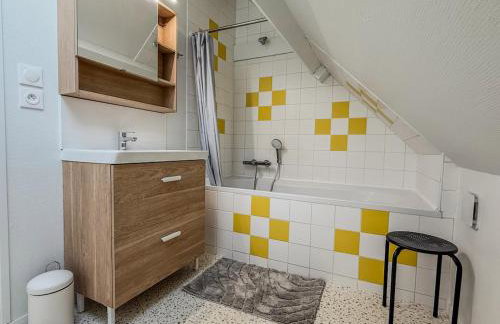 Maison avec parking à 10min du centre-ville à pied - Foto 6