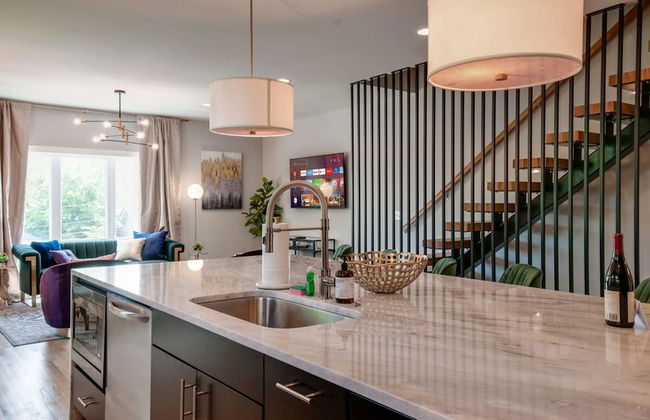 Large Group Lux 3mi Downtown - Rooftop City Views - Photo 8