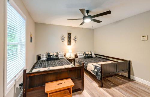 Creekside Cabin in Franklin about 8 Mi to Downtown! - Foto 14