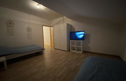 Monteurwohnung , 4 Schlafzimmer, 130qm, Balkon, einzige Wohneinheit im Haus, Parkplatz - Foto 15