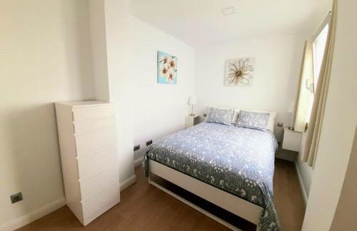 Malibú Canteras Ático 22 con Terraza - Penthouse with Terrace - Photo 20