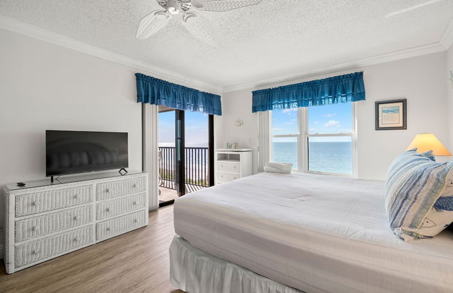 Reflections 503 Oceanfront Pool Hot Tub - Photo 16