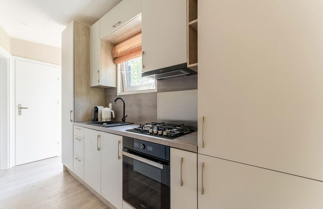 Luxury Chalet Near Ouddorp With Garden - Photo 8